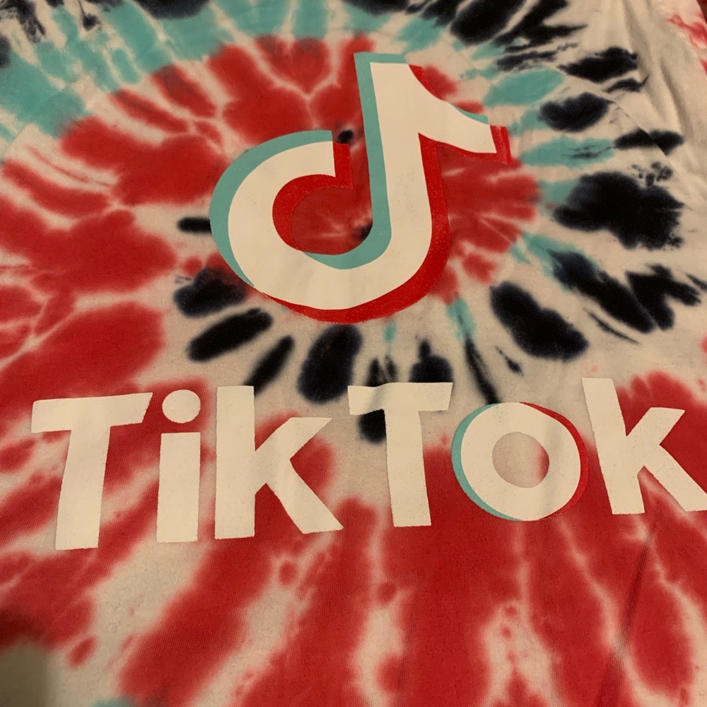 EUC TikTok Tie-Dye T-Shirt - Picture 6 of 7